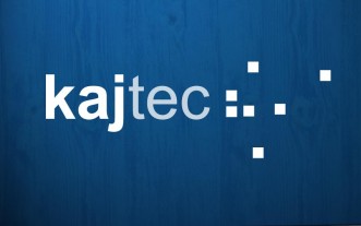 Kaj Tec ICT bedrijf dat veel met data opschoning doet op professioneel gebied. Het logo heeft een hightech uitstraling waarin de vierkantjes data symboliseren.